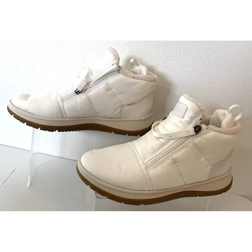 UGG Women's Lakesider Zip Puff Winter Sneakers Boots White Size 9 Zip Closure